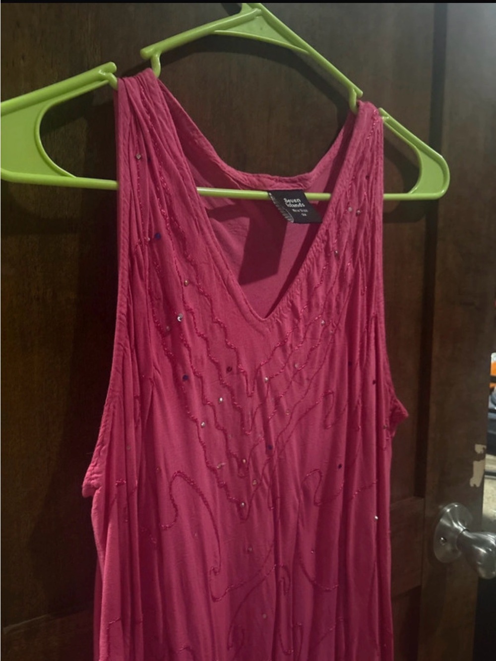 Beaded V-Neck Sleeveless Tank Top - Pink